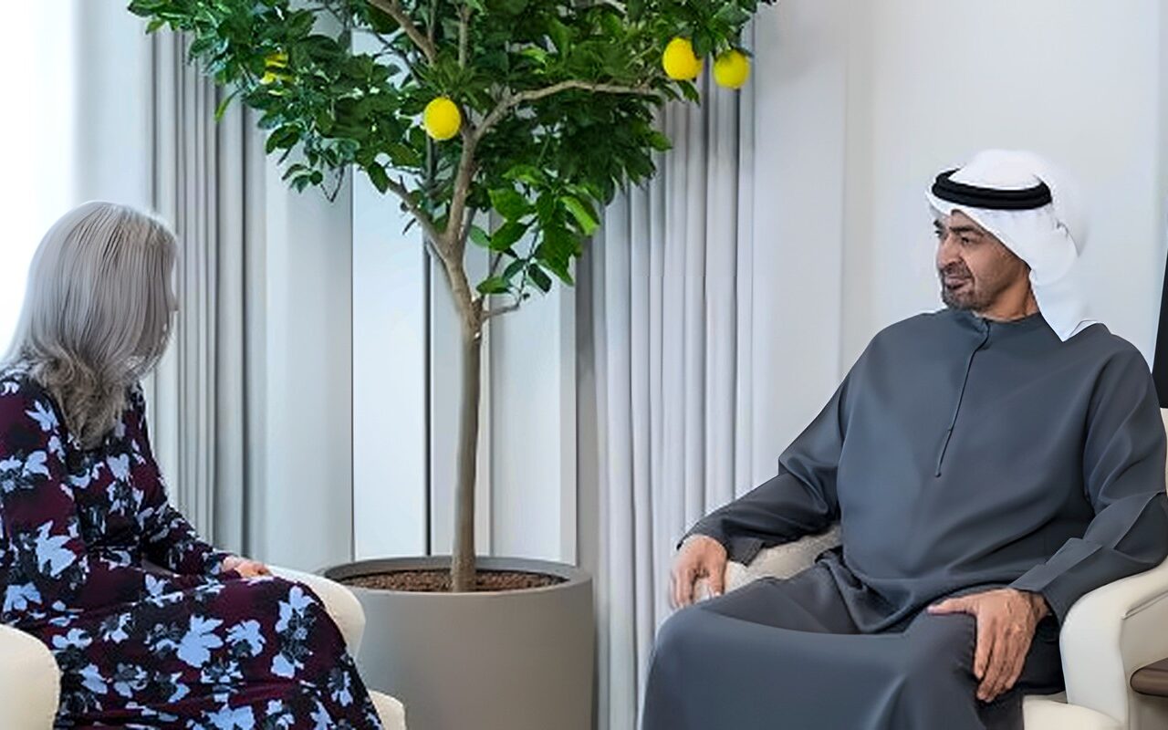 رئيس الإمارات يبحث مع مسئولة أمريكية علاقات التعاون الإستراتيجي بين البلدين
