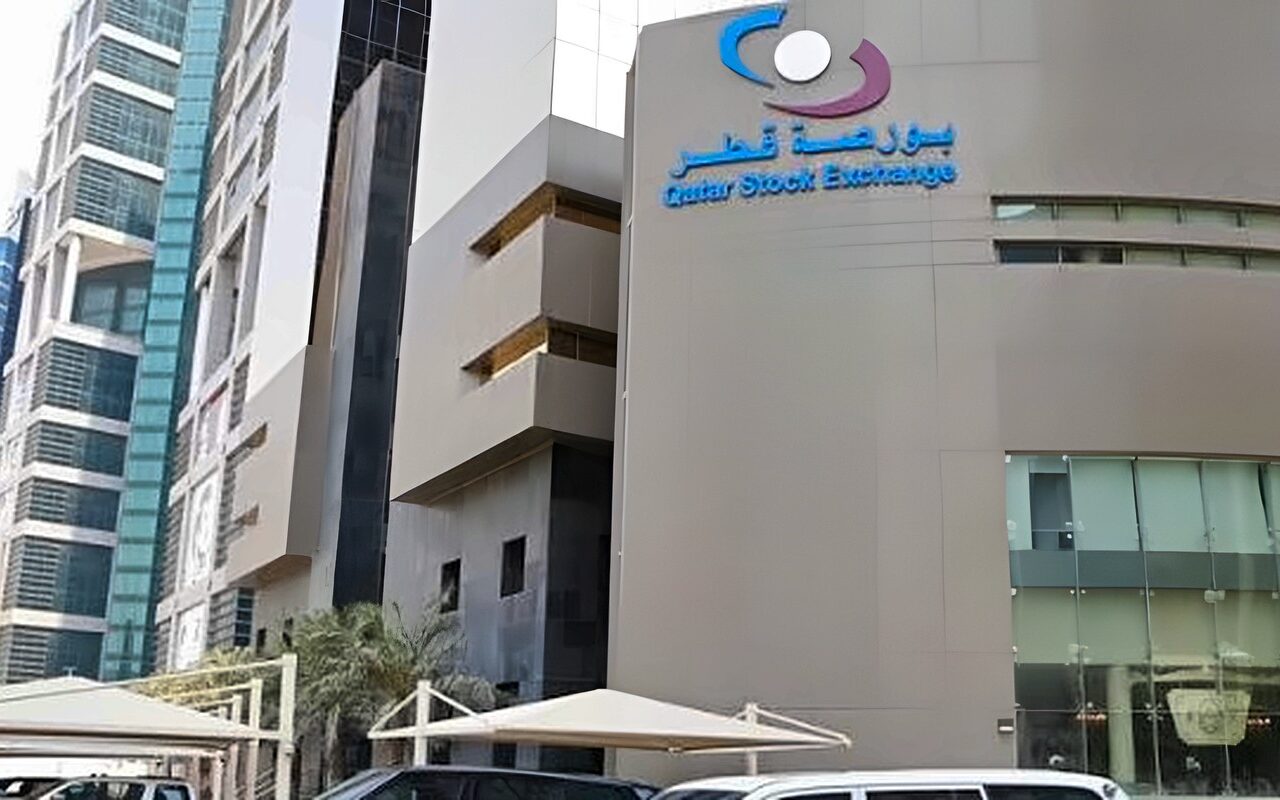 انخفاض مؤشر بورصة قطر في ختام تعاملات اليوم