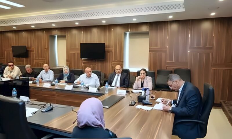 محافظ جنوب سيناء: التواصل المباشر مع المواطنين يمثل أحد محاور العمل التنفيذي