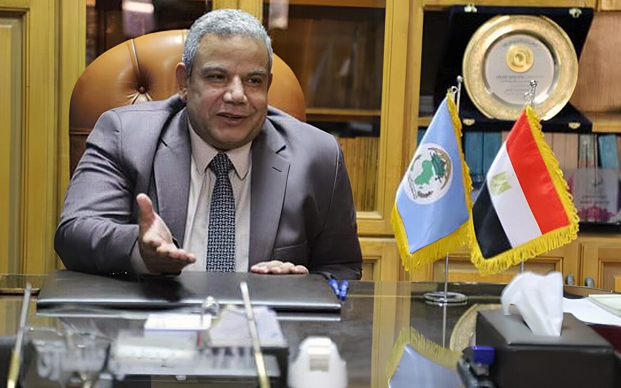 كلية الدراسات الإفريقية العليا بجامعة القاهرة ترفع رصيدها إلى 5 شهادات آيزو دولية