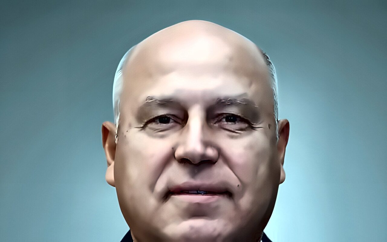 وزير النقل مهنئًا الرئيس السيسي بمناسبة ذكرى حرب أكتوبر: ستظل واحدة من أعظم صفحات التاريخ المصري