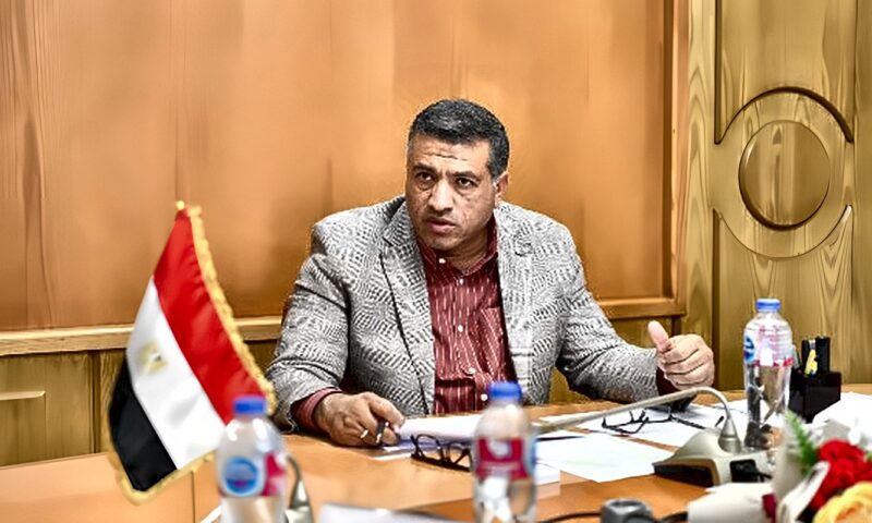 محافظ قنا: رفع درجة الاستعداد لمواجهة التغيرات الجوية.. وتدابير عاجلة للتعامل مع أي تداعيات