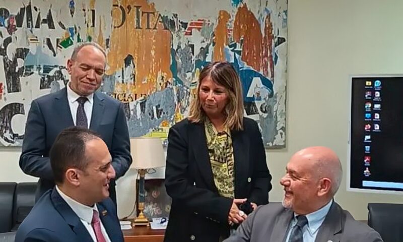 جامعة الجلالة توقع اتفاقية تعاون مع جامعة ماجنا جراسيا الإيطالية