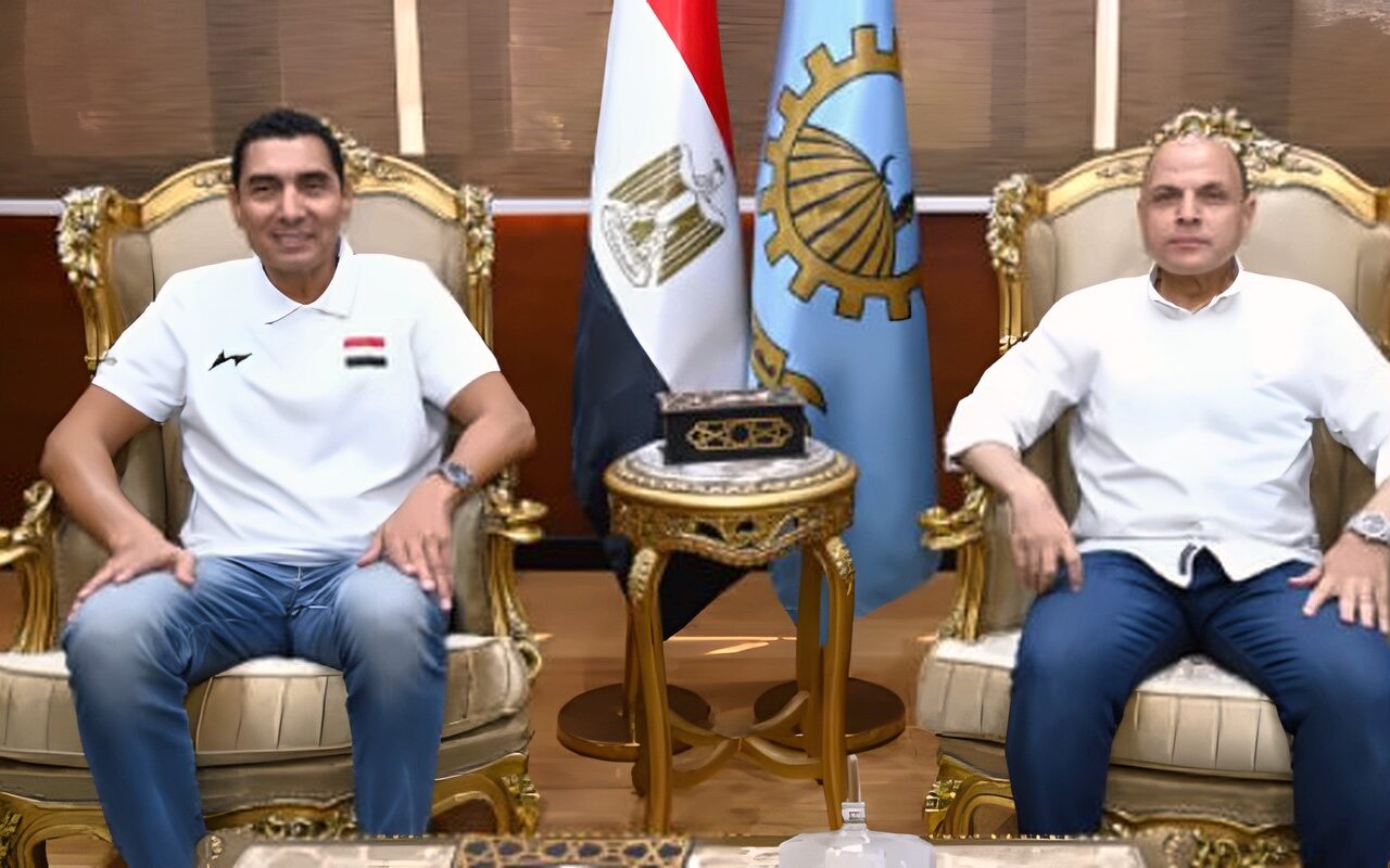 وزير الشباب والرياضة يؤكد دعم الأنشطة والمبادرات لترسيخ قيم الانتماء والولاء للوطن