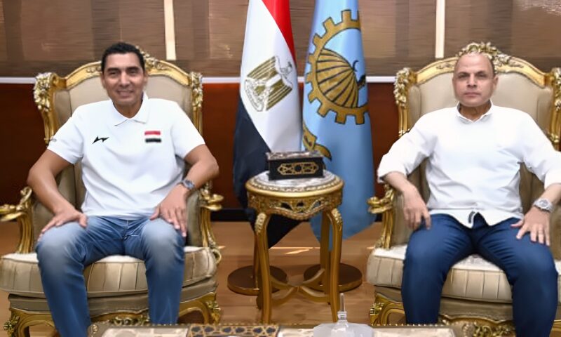 وزير الشباب والرياضة يؤكد دعم الأنشطة والمبادرات لترسيخ قيم الانتماء والولاء للوطن