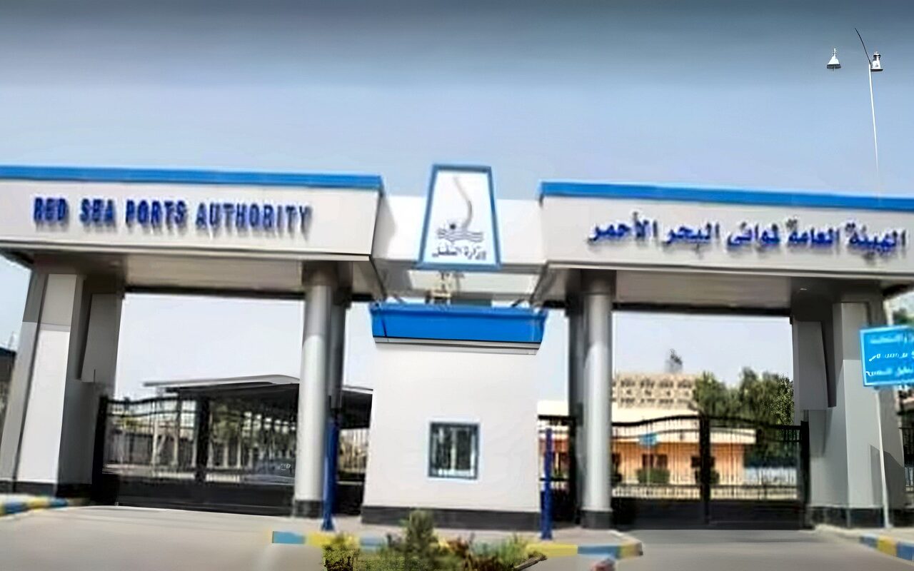 تداول 17 ألف طن بضائع عامة ومتنوعة بمواني البحر الأحمر