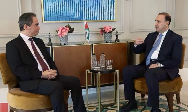 أحمد المسلماني يبحث مع وزير الاتصال الحكومي الأردني تعزيز التعاون الإعلامي