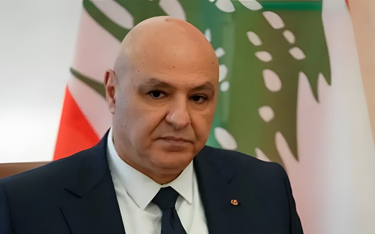 عون يجدد تضامن لبنان مع السعودية ويدين الاعتداءات على منشآتها المدنية