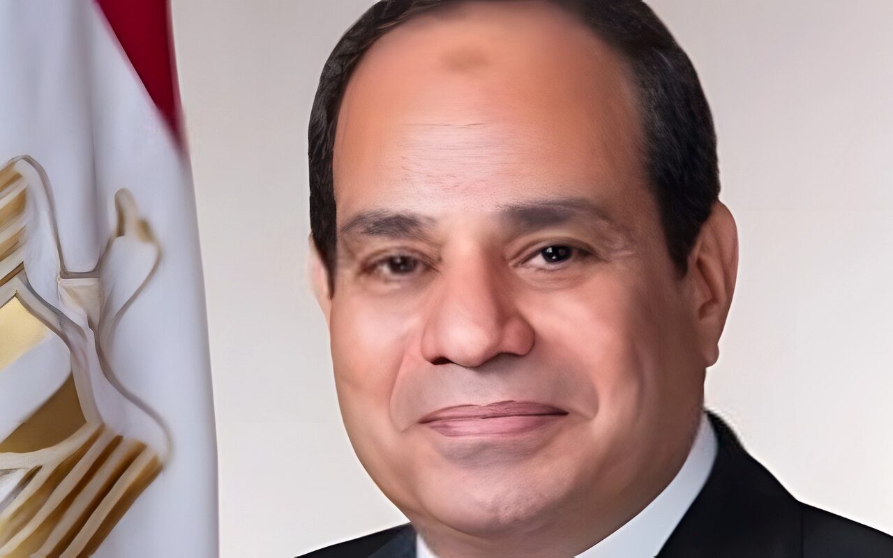 الرئيس السيسي يهنئ إسبانيا بالعيد القومي وفيجي بيوم الاستقلال