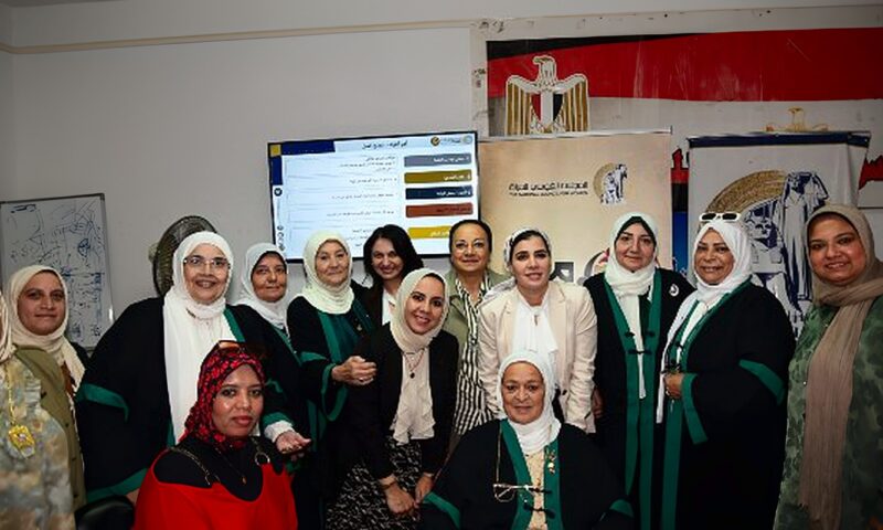 الرقابة المالية: صناديق الاستثمار تتيح للمرأة دخول سوق المال بمبالغ صغيرة