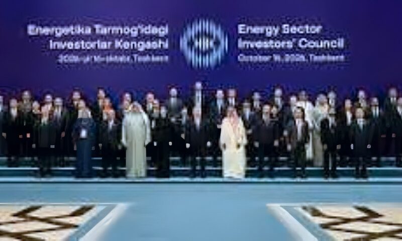أوزبكستان توقع اتفاقيات للطاقة بـ 4.7 مليار دولار وتخطط لإنشاء محطتين نوويتين جديدتين