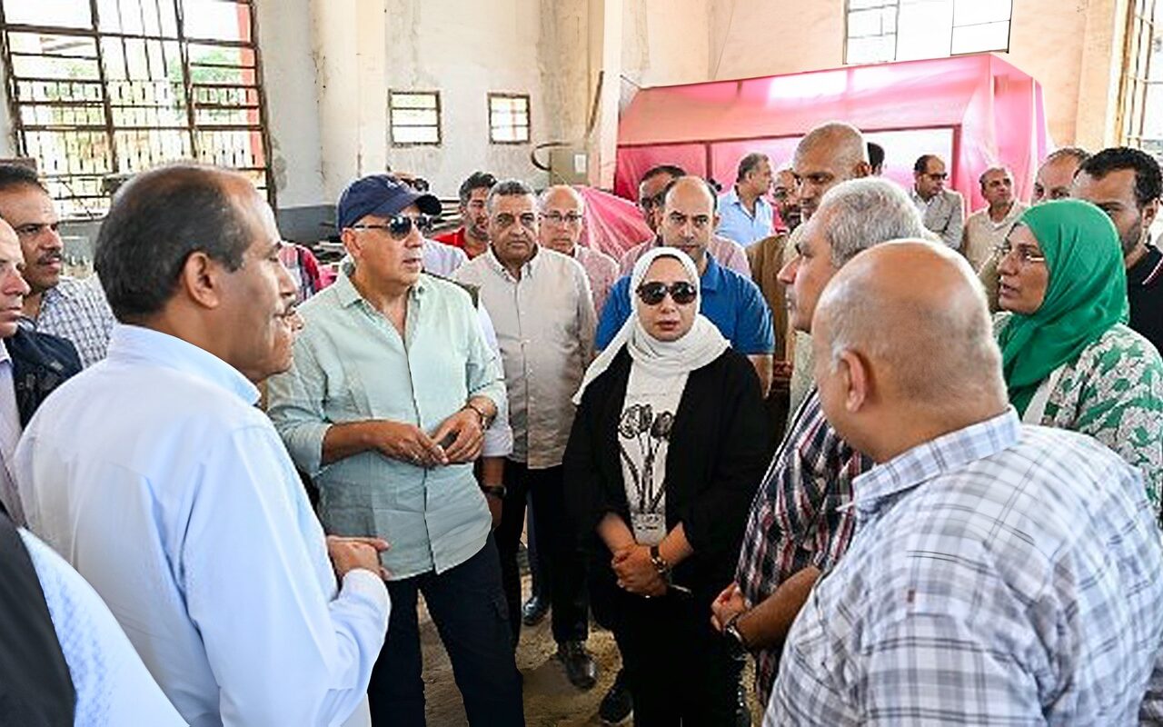 وزير الري: تنفيذ فوري لقرارات إزالة التعديات على ترعة الوادي الشرقي بالشرقية