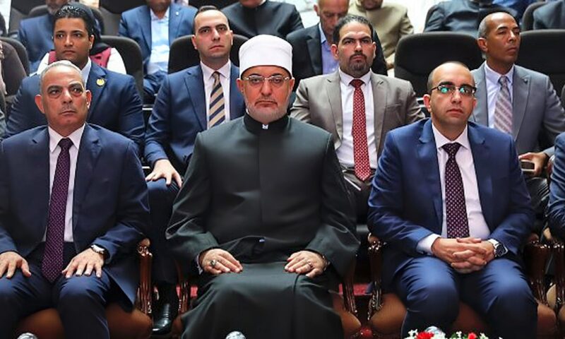 مفتي الجمهورية: بناء وعي النشء وترسيخ القيم الدينية والوطنية ركيزة أساسية لحماية المجتمع
