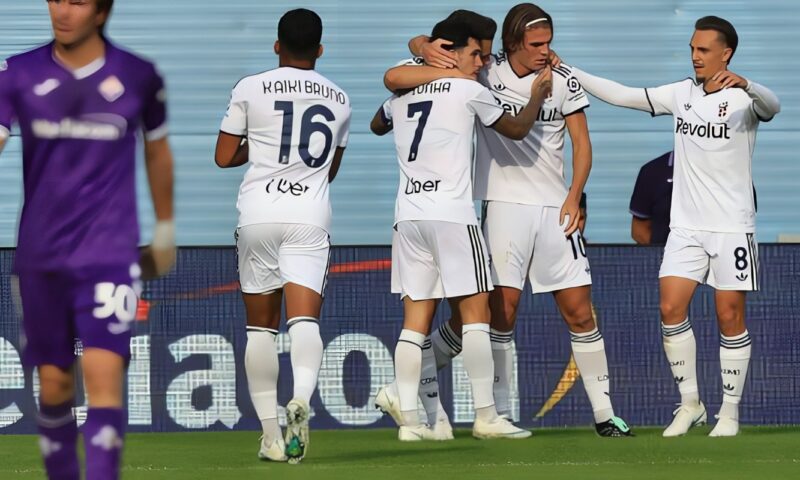 كومو يستعيد انتصاراته في الدوري الإيطالي بالفوز على فيورنتينا 3-1