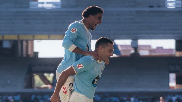 سيلتا فيجو يفوز على ديبورتيفو ألافيس 2-1 في الدوري الإسباني