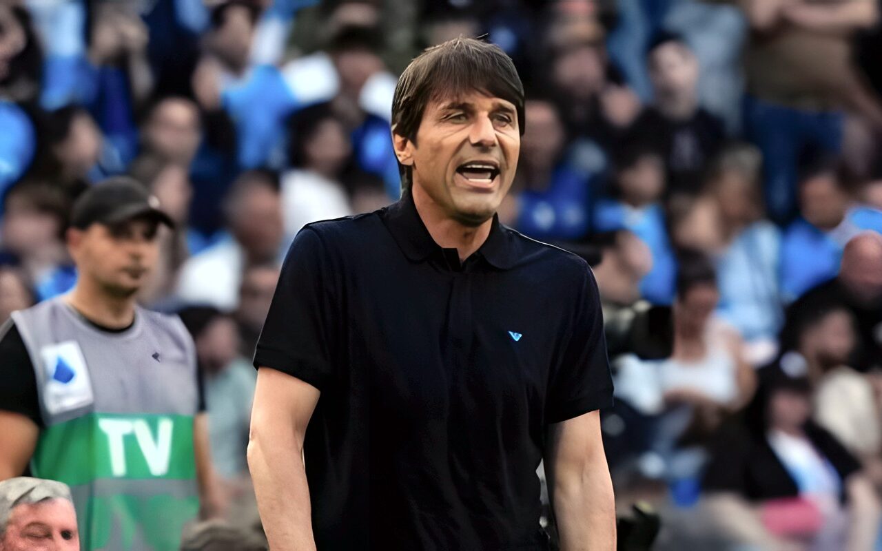 كونتي يوضح موقفه من تدريب مانشستر يونايتد