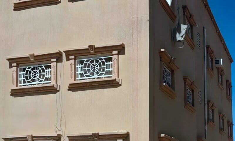 السعودية: إصابتان وأضرار مادية جراء سقوط شظايا صاروخين باليستيين بمحافظتي خميس مشيط وأحد رفيدة