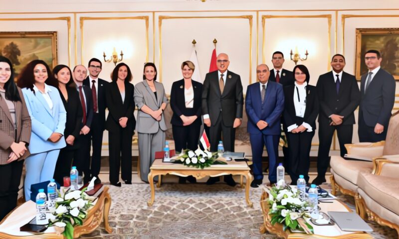 الري: بريطانيا شريك مهم في دعم جهود التكيف مع تغير المناخ وتعزيز الاستدامة البيئية
