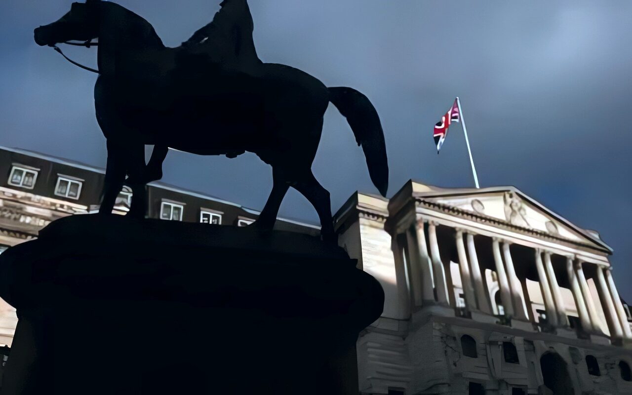 تباين التوقعات بشأن مسار الفائدة البريطانية.. واقتصاديون يستبعدون وصولها إلى 4.75% بحلول الصيف