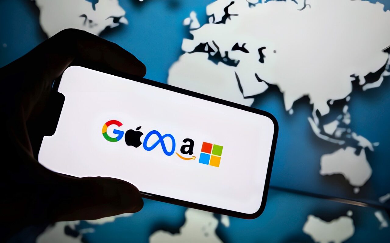 أرباح عمالقة التكنولوجيا الأمريكية تحت اختبار الإنفاق على الذكاء الاصطناعي وسط قلق المستثمرين