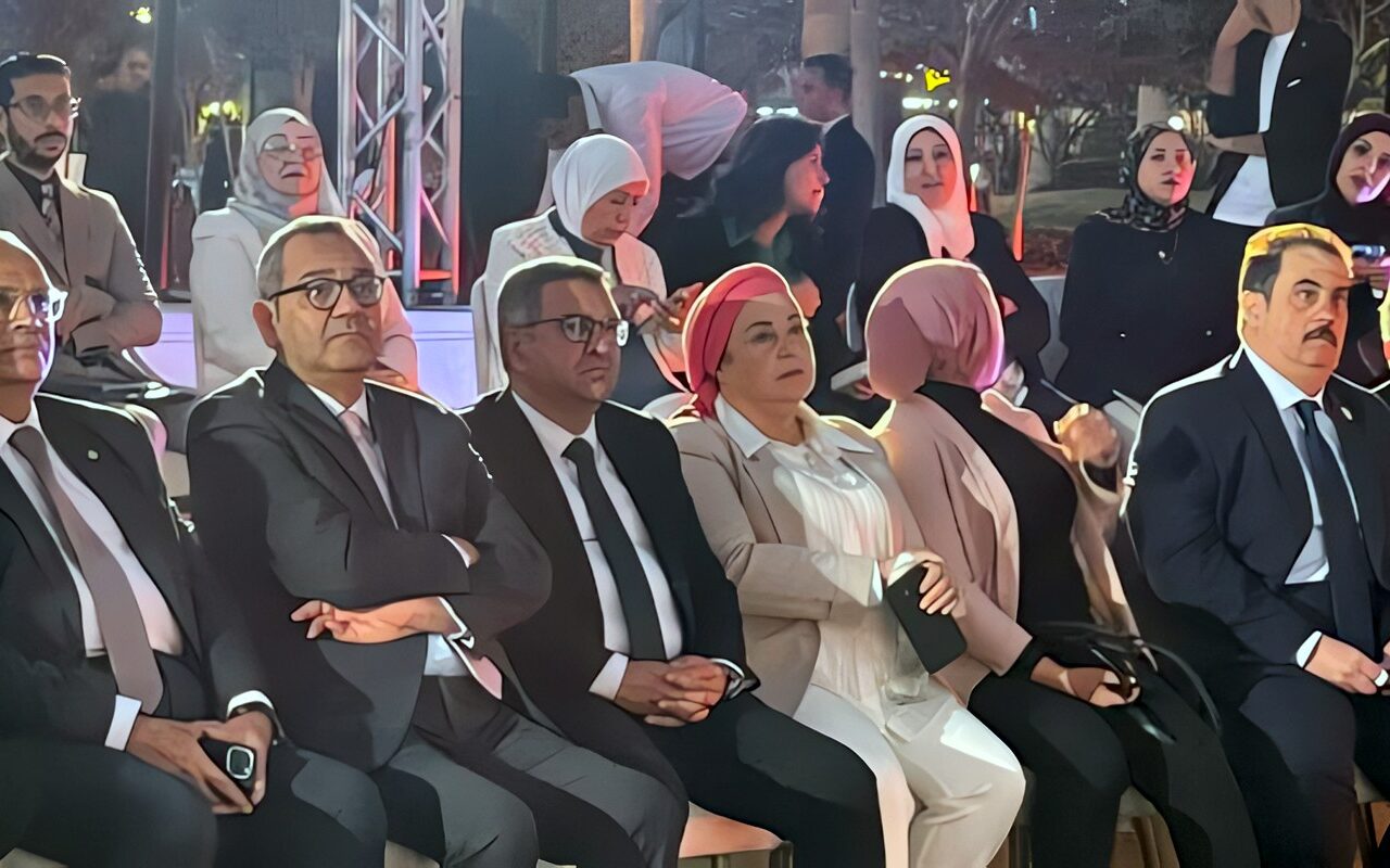 أكاديمية الفنون تشارك في ختام إعلان المشروعات الفائزة بالمبادرة الوطنية للمشروعات الخضراء الذكية