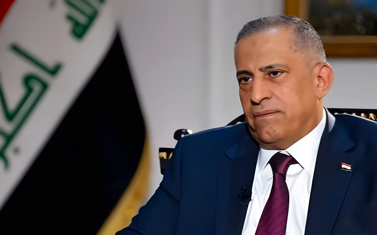 مستشار الأمن القومي العراقي: حريصون على علاقات هادئة وطبيعية مع دول الجوار
