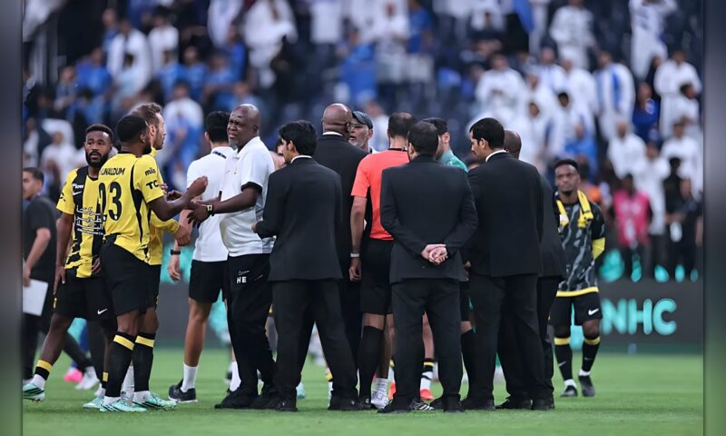 مصادر «الشرق الأوسط»: 3 اتحاديين حاولوا الوصول إلى غرفة الطريس… وفريق حماية الحكام يتدخل