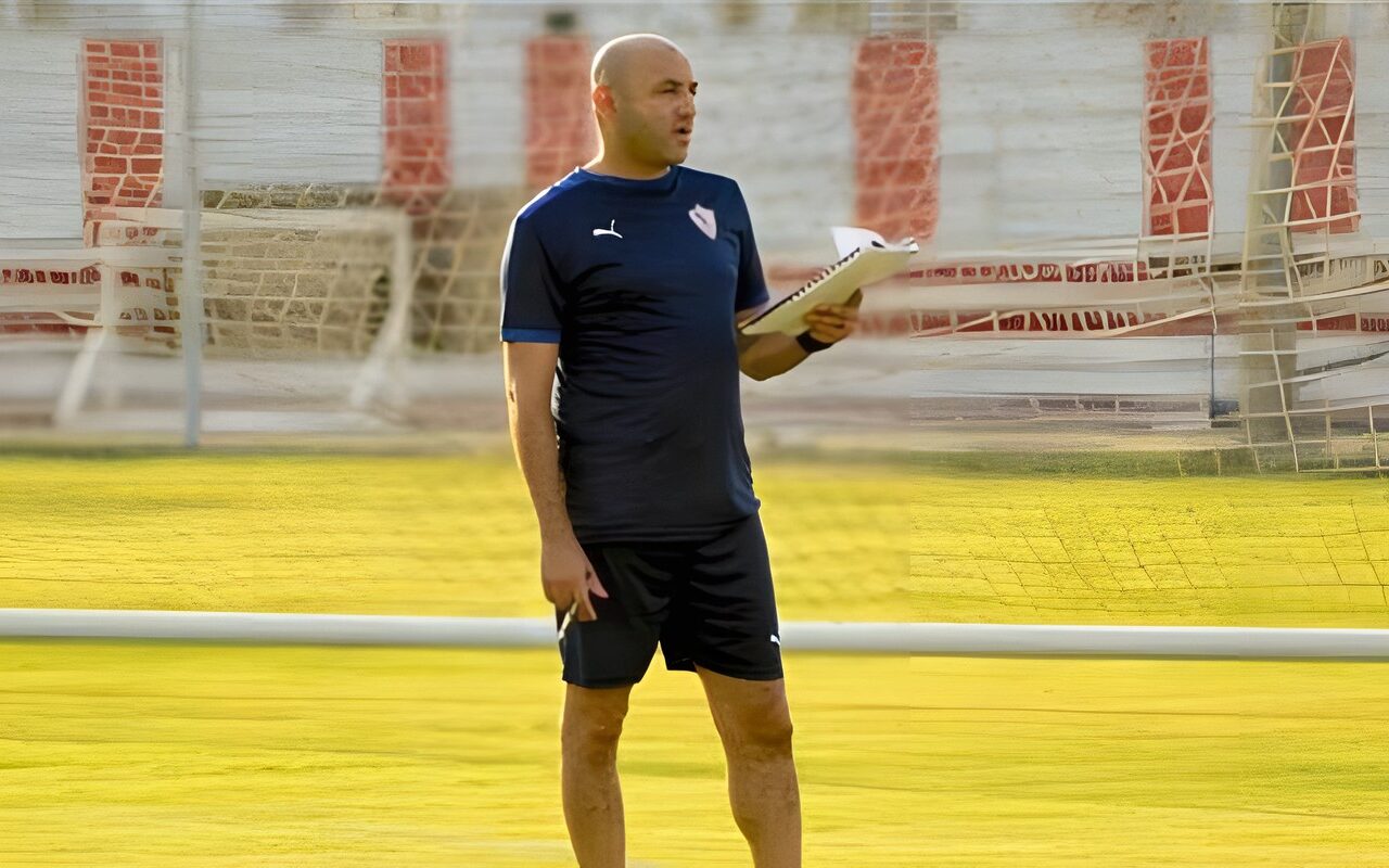 أحمد عبدالمقصود يكشف كواليس اعتذاره لنادي الزمالك عقب مباراة بترول أسيوط