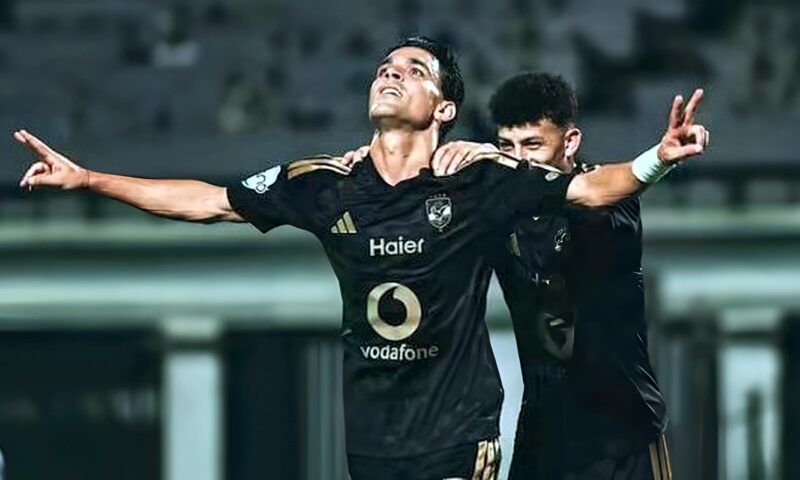 الأهلي يتمسك باستمرار بن شرقي وتجديد عقده.. تفاصيل