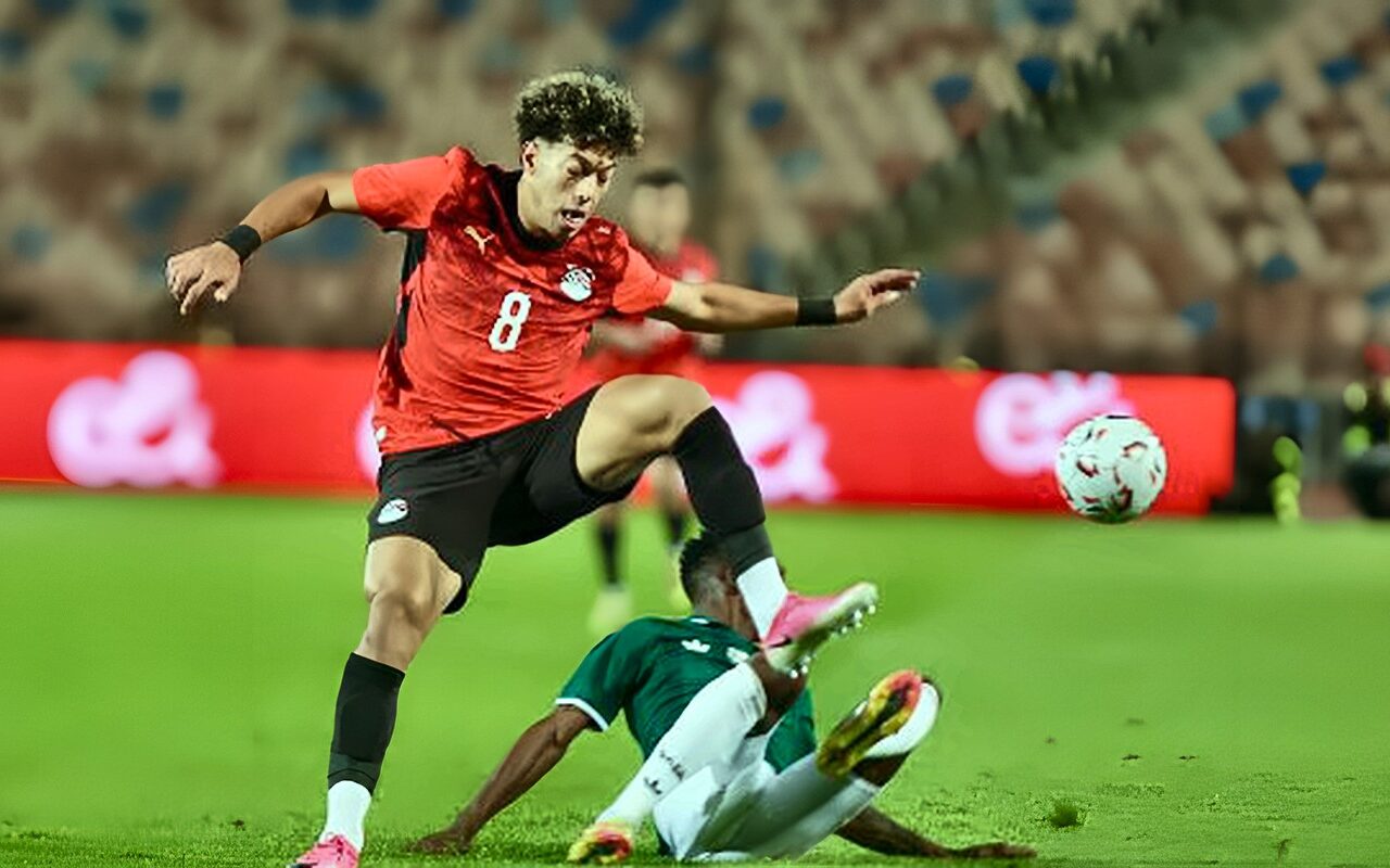 حسام حسن لـ نجوم منتخب مصر عقب الخسارة : إهدار الفرص سبب استقبال الهدف