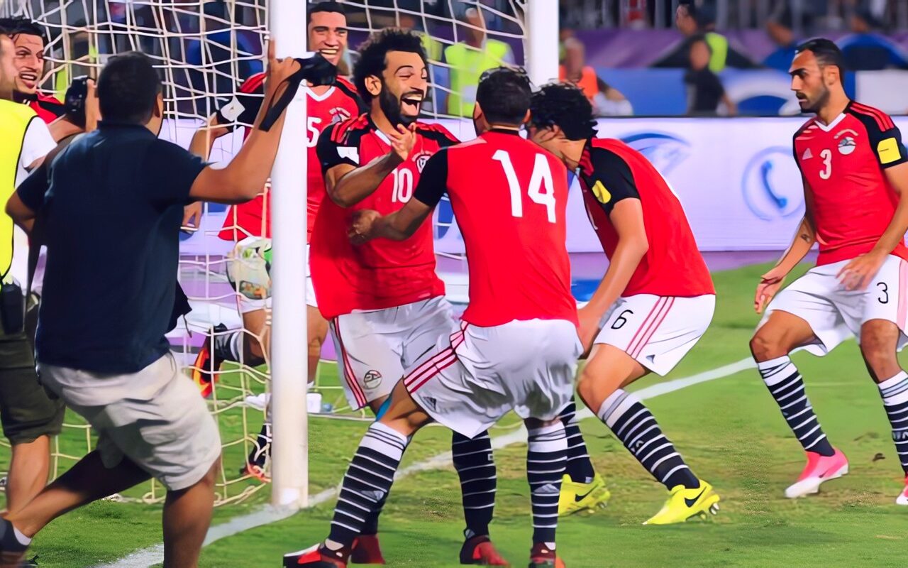 تفاصيل أزمة غرامات منتخب مصر وتدخل محمد صلاح