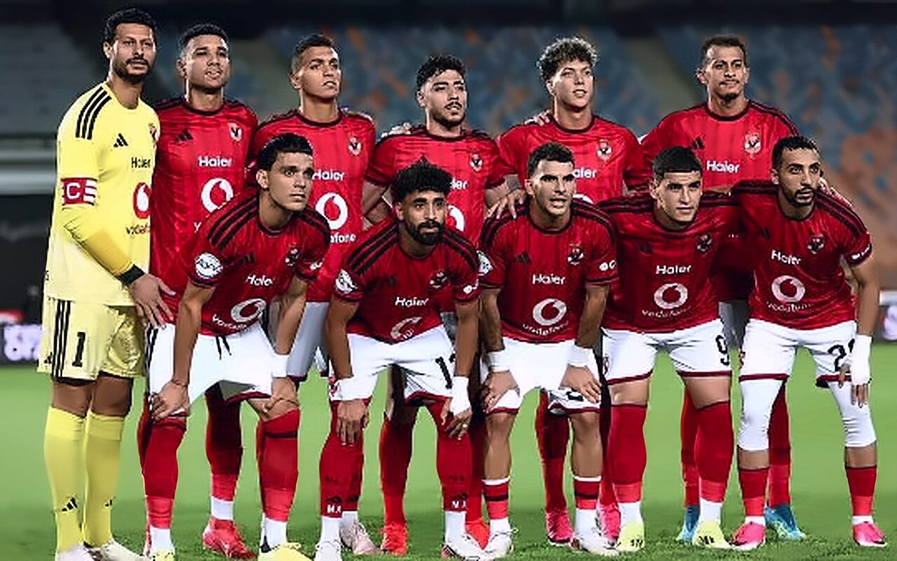 بن جديدة يقود تشكيل الأهلي أمام الزمالك