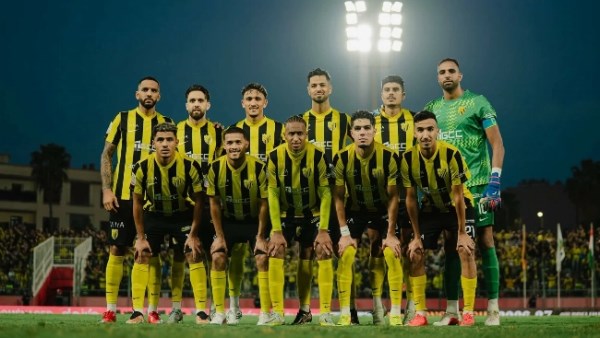 تعادل قاتل يحرم المغرب الفاسي من انتصار ثمين أمام أسيك ميموزا في دوري أبطال إفريقيا