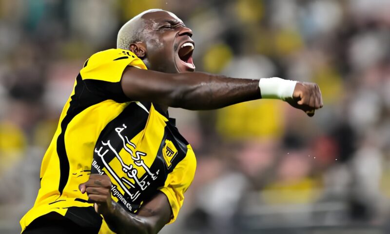 الاتحاد يهزم الدرعية بثنائية ويواصل مطاردة صدارة الدوري السعودي