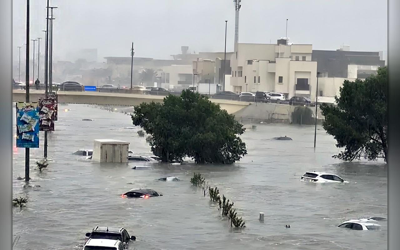 أمطار غزيرة تُعرِّي البنية التحتية في العاصمة الليبية