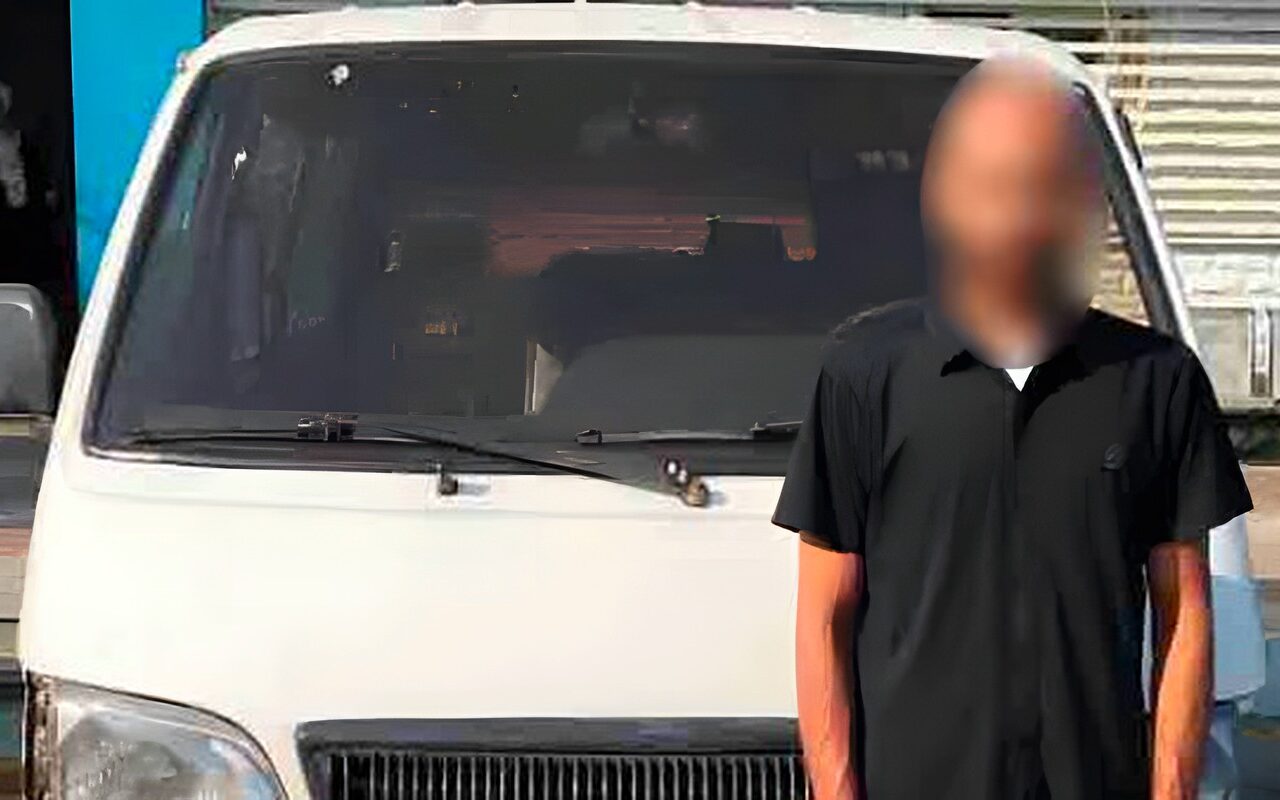 صدم سيارة وهرب.. ضبط سائق ميكروباص سار عكس الاتجاه بالإسكندرية