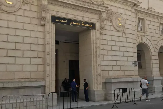 الجزائر: محاكمة ثلاثة رؤساء سابقين لـ«فاف» بتهم فساد