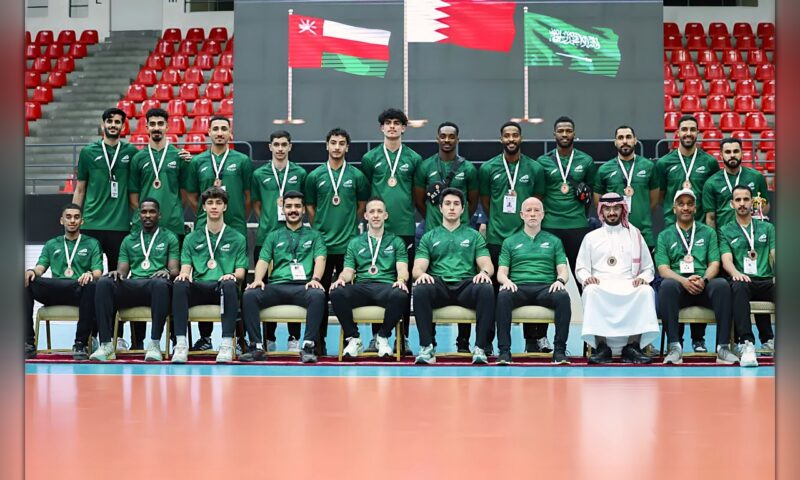 الطائرة السعودية تعانق برونزية العرب