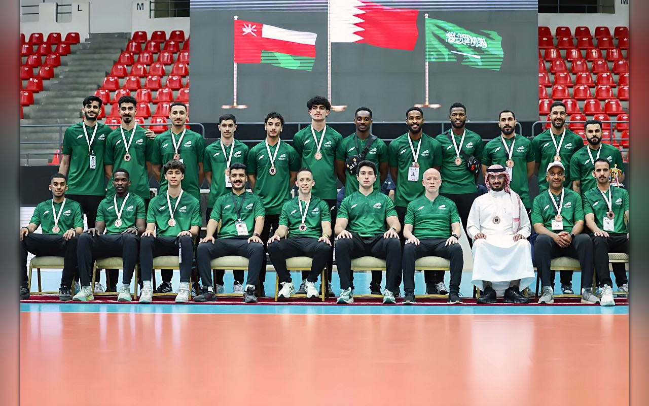 الطائرة السعودية تعانق برونزية العرب
