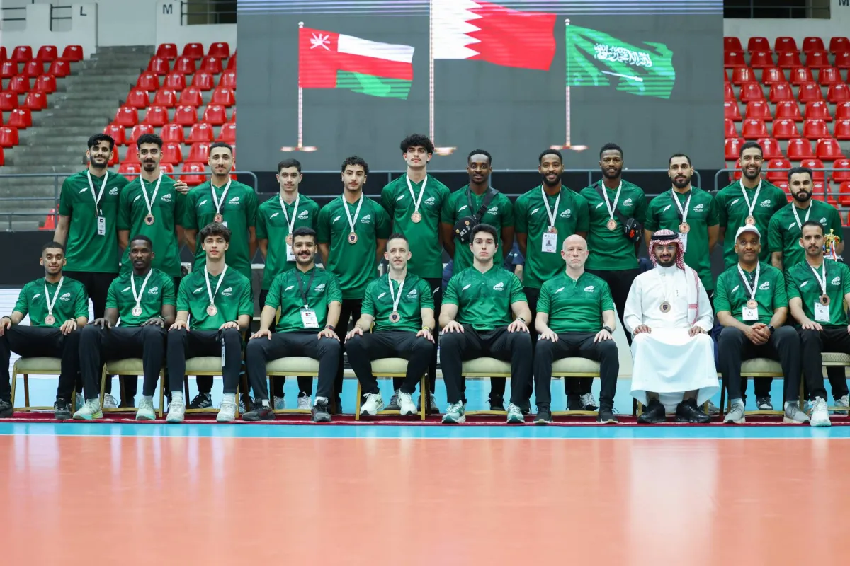 الطائرة السعودية تعانق برونزية العرب