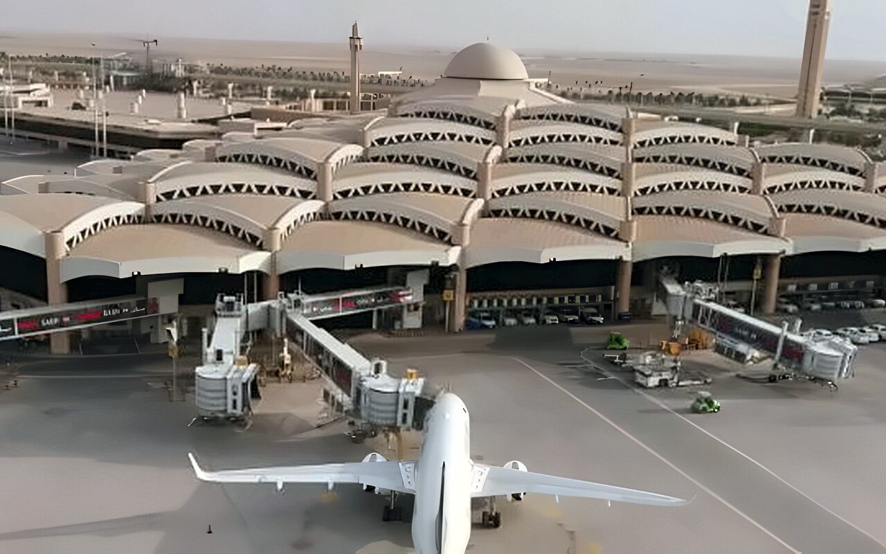 باستثناء مكة والمدينة.. الفصائل المسلحة باليمن تحذر من استخدام أجواء المملكة