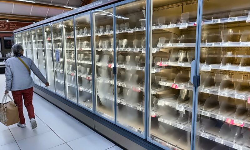 هجوم سيبراني واسع يشعل ثلاجات متاجر فرنسية ويرفع حرارتها إلى 50 درجة