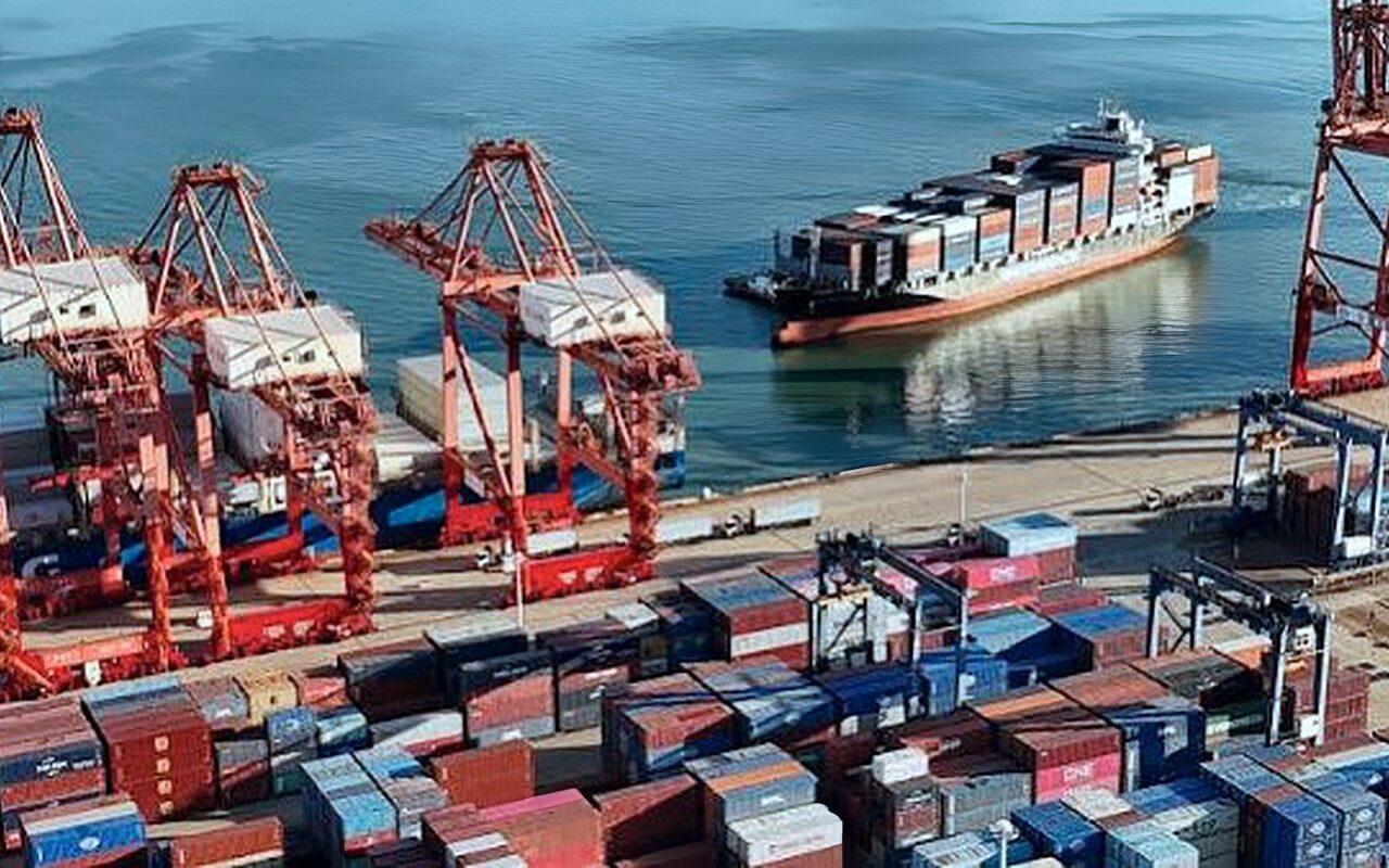 صادرات الصين تقفز في سبتمبر بأسرع وتيرة منذ 15 عاماً