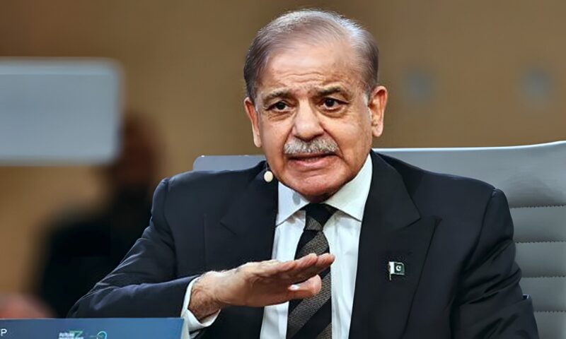 شهباز شريف: باكستان تقف إلى جانب السعودية بموجب اتفاقية الدفاع في مكة