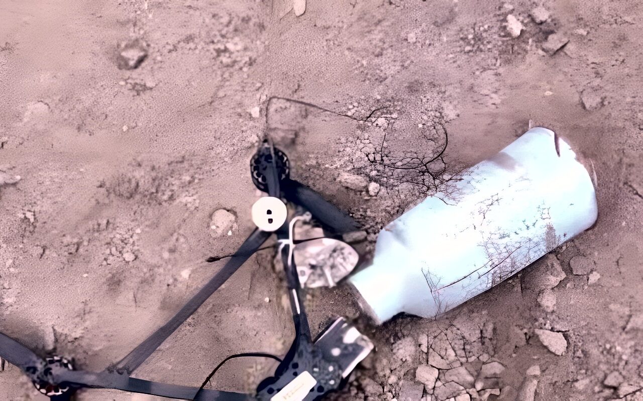 دفاعات الجيش اليمني تسقط مسيرة انتحارية للفصائل اليمنية في جبهة الشقب جنوبي تعز