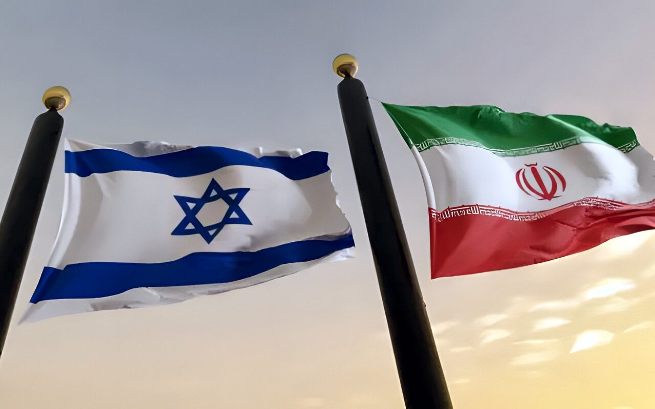 إسرائيل تلوّح بضربات جديدة وإيران تتأهب.. تحركات عسكرية ومساعٍ دبلوماسية لتفادي الحرب