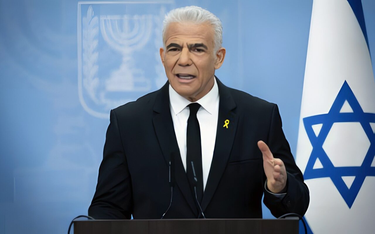 زعيم المعارضة الإسرائيلية لابيد: نتنياهو تعرض لهزيمة قاسية