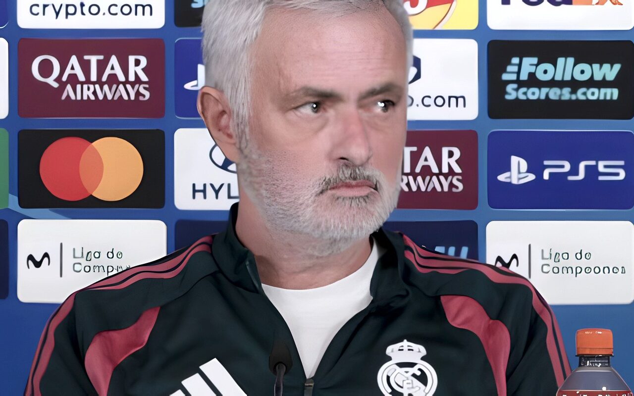 مفيش حد أكبر من ريال مدريد.. مورينيو يوجه رسالة قوية بشأن فينيسيوس