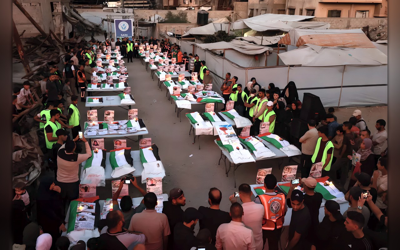 تشييع 75 جثماناً انتُشلوا في غزة… و8 آلاف لا يزالون تحت الأنقاض