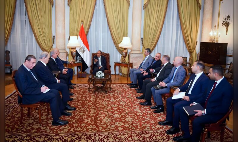 «فتح»: مشاورات القاهرة تمهد لحوار وطني شامل لإنهاء الانقسام الفلسطيني
